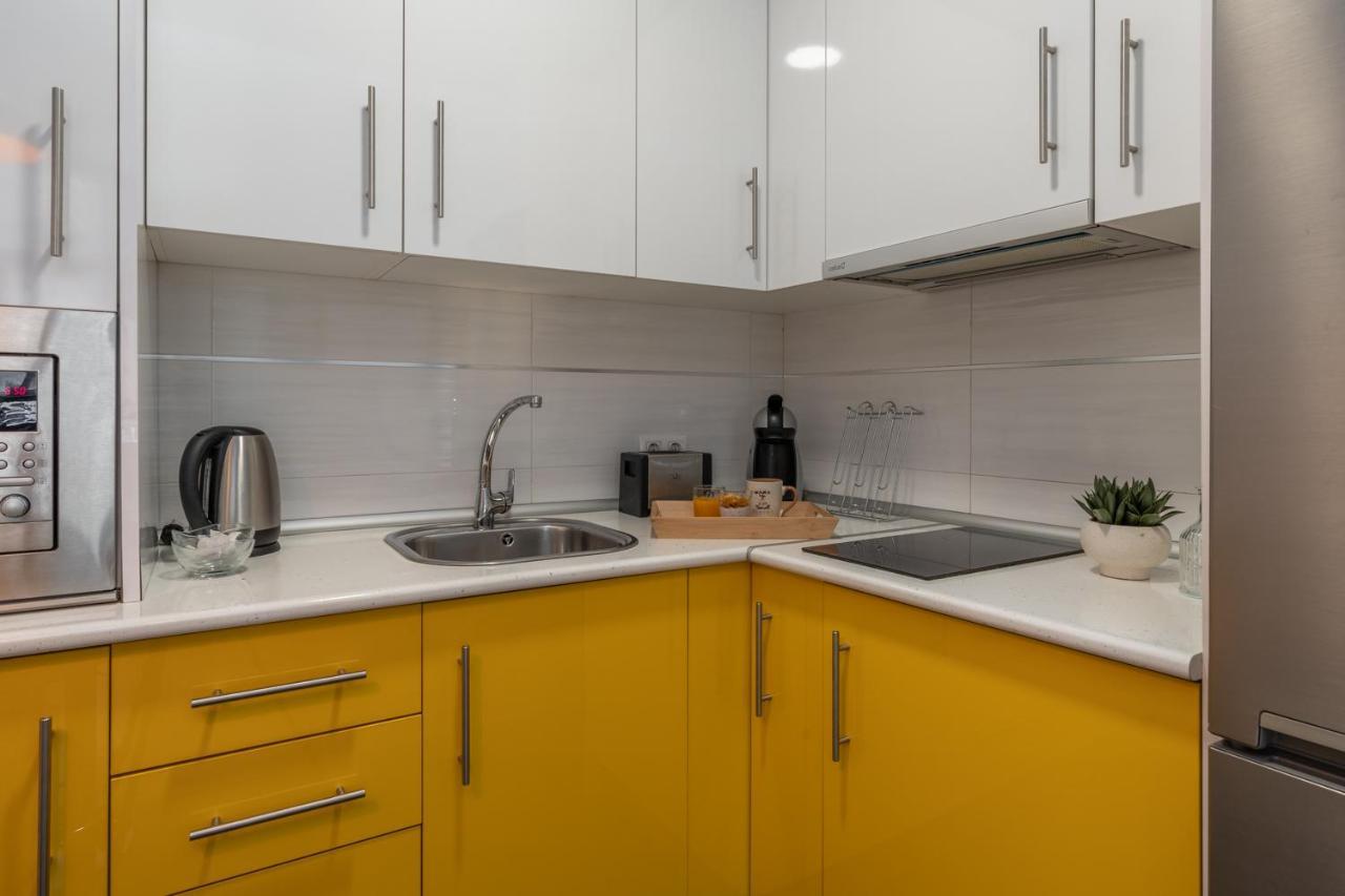 Tuguest Postigo II Catedral Apartment - Free Parking Granada Kültér fotó