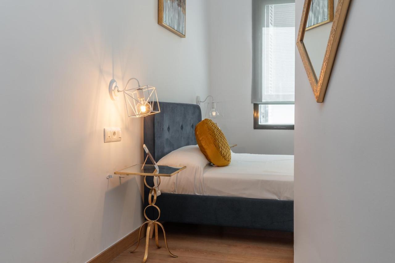 Tuguest Postigo II Catedral Apartment - Free Parking Granada Kültér fotó